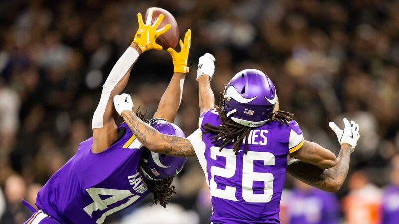 The Vikings' Anthony Harris intercepts Drew Brees. (Source: Mark LaGrange)