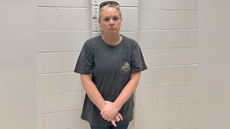 Former Mississippi dispatcher arrested for fraud
