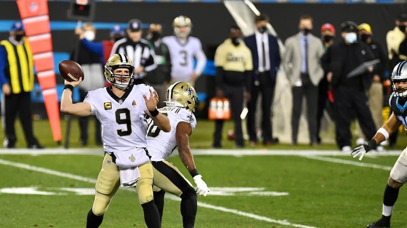 Brees throws 3 TD passes at Carolina in a Saints victory. (Source: Michael Nance)