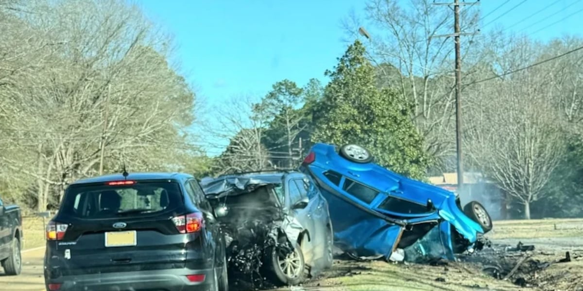 Former sheriff, his wife and four teens killed in Kosciusko crash - WLBT