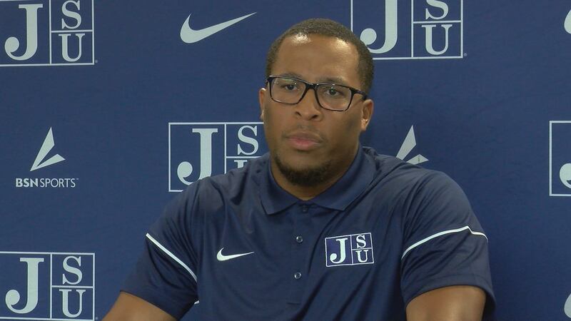 The G-men from Louisiana, have not won a game yet, this season.
The tiger defense is hoping...